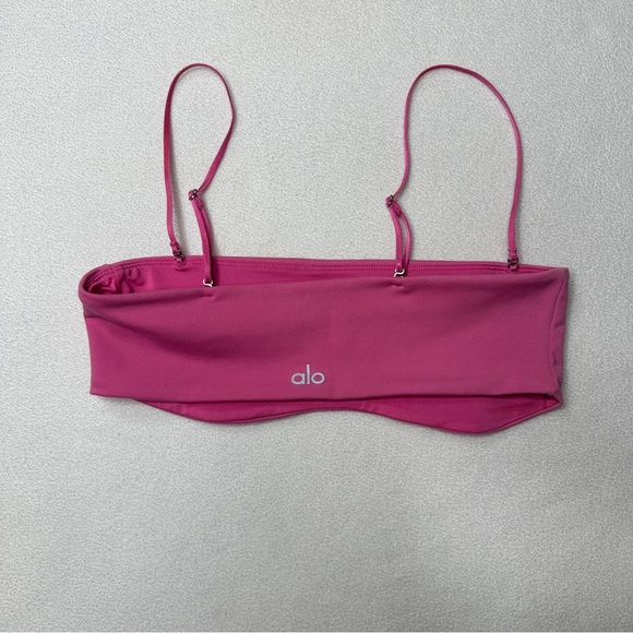 Alo Yoga Airbrush Socialite Bandeau 💖🌸Paradise Pink - Picture 6 of 9